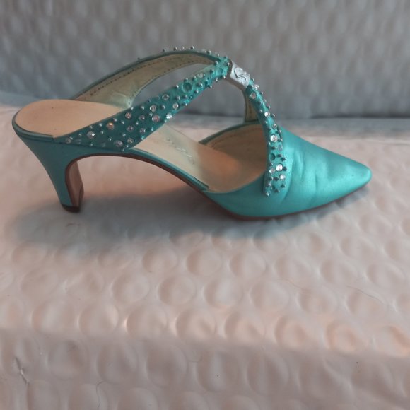 Just The Right Shoe By Raine Society Slide Mini Figurine 25064 - Picture 8 of 11